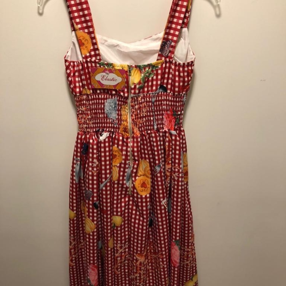 Dress - Picture 6 of 6